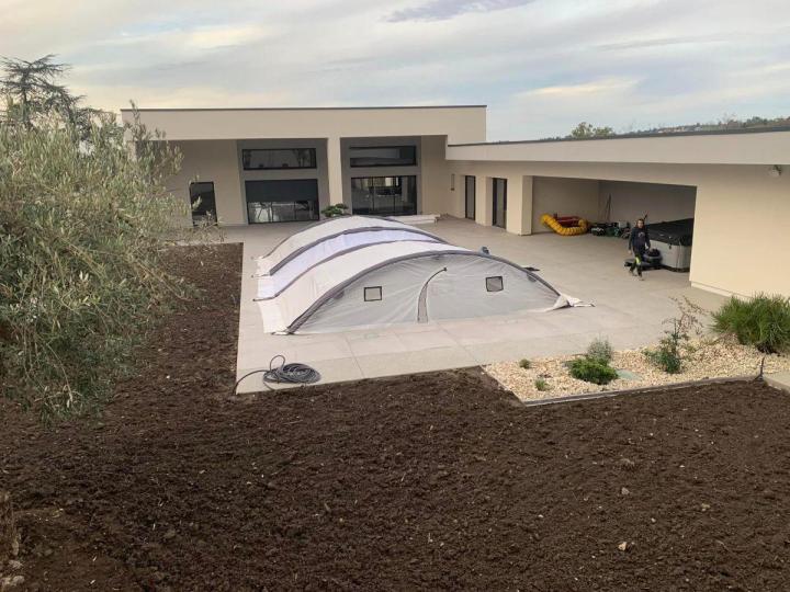 Travaux de rénovation de piscine traditionnelle Près de Montbrison