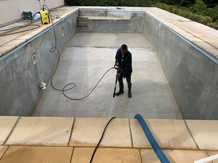 Rénovation de piscine Près de Montbrison